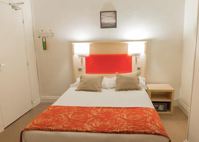 Hotel D'Win à Paris